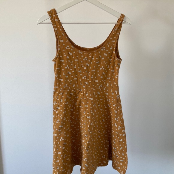 floral dress ♡ - Picture 2 of 3